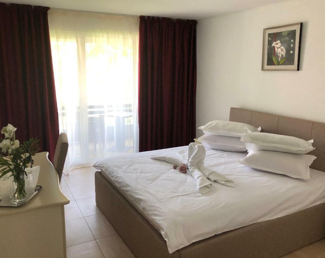 Academy Hotel Venus Εξωτερικό φωτογραφία