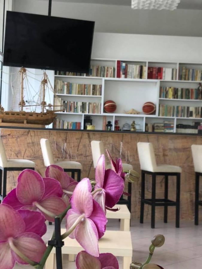 Academy Hotel Venus Εξωτερικό φωτογραφία